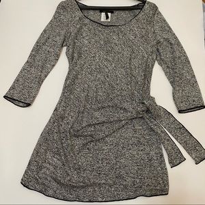 BCBG Maxazria Gray Sweater Dress, Waist Tie, Slimming, Hides Tummy, Size L